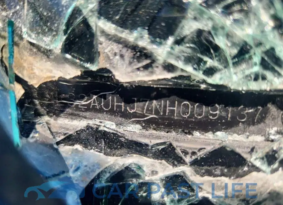 ML32AUHJ7NH009137# 12