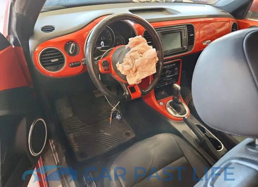 3VW5DAAT1KM507057# 8