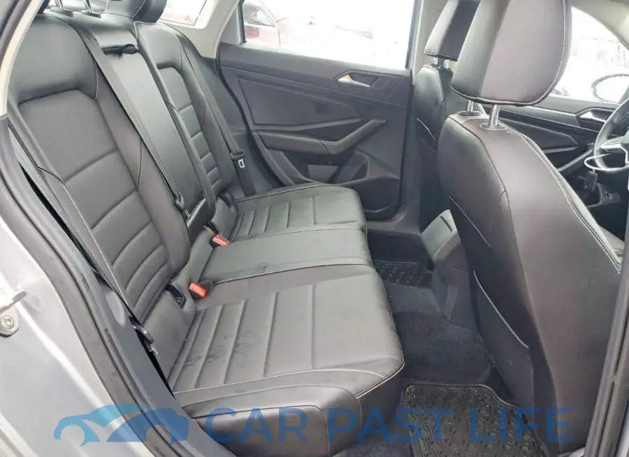 3VW7M7BU3NM024418# 10