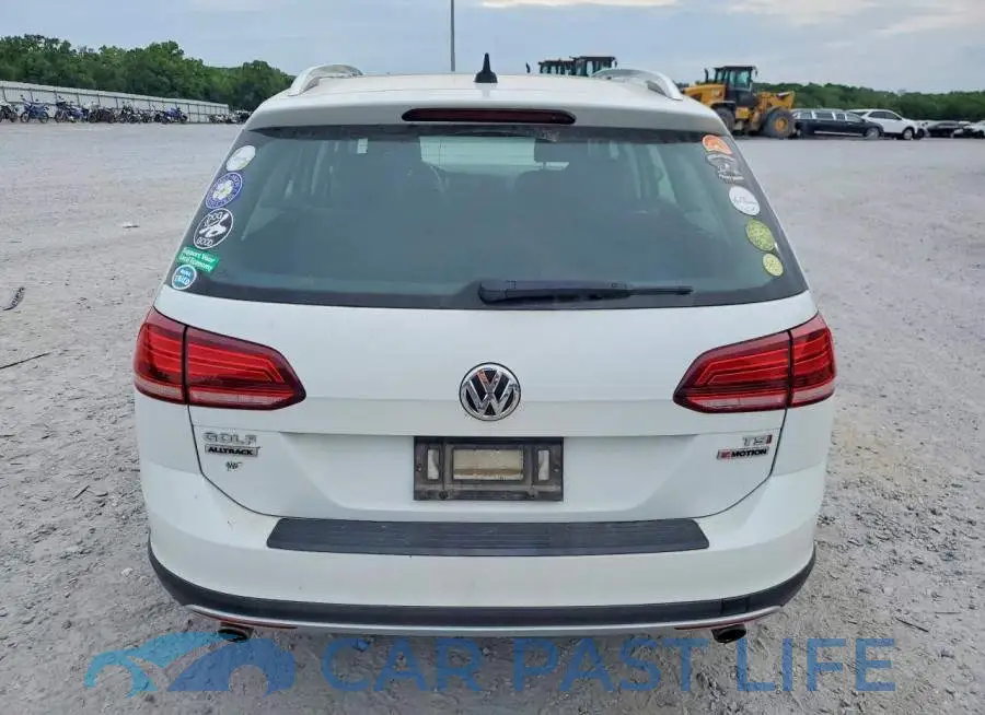 3VWH17AU9JM753189# 6