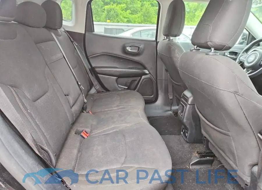 3C4NJCAB3JT204185# 11
