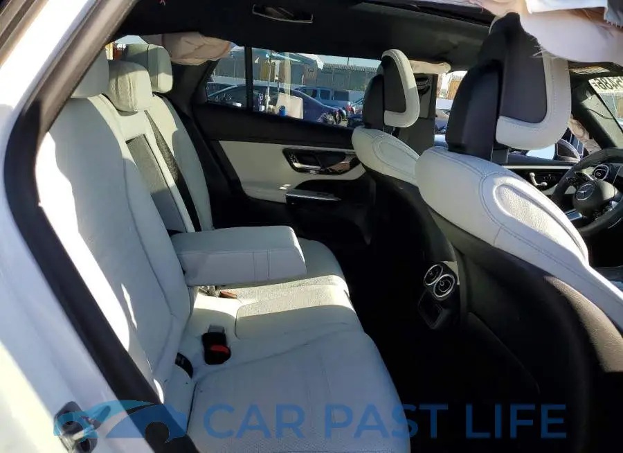 W1NKM4HB0SF239535# 11