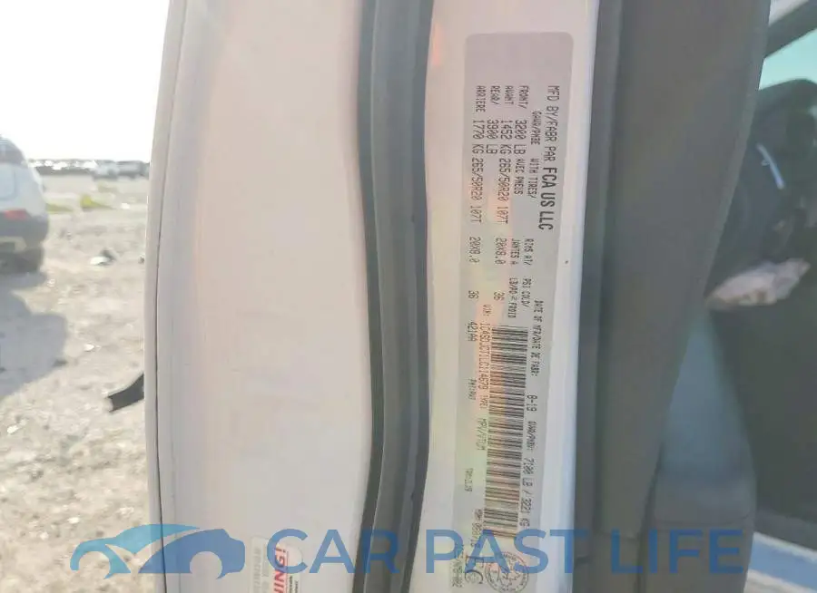 1C4SDJCT1LC114679# 13