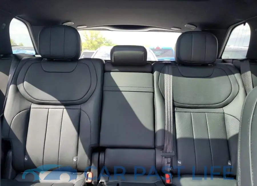 SAL1L9FU1PA142090# 10