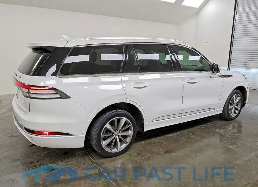 5LM5J9XC2LGL29827# 3