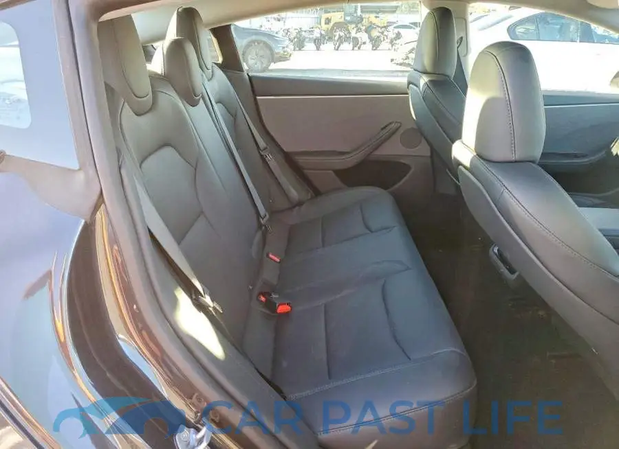 5YJ3E1EAXSF058661# 10