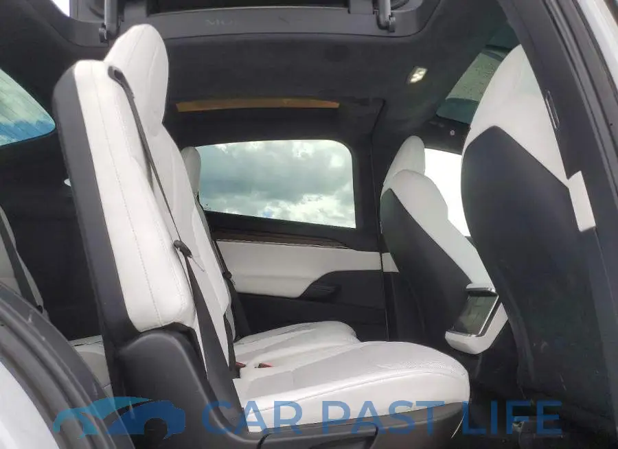 7SAXCAE56PF407853# 11