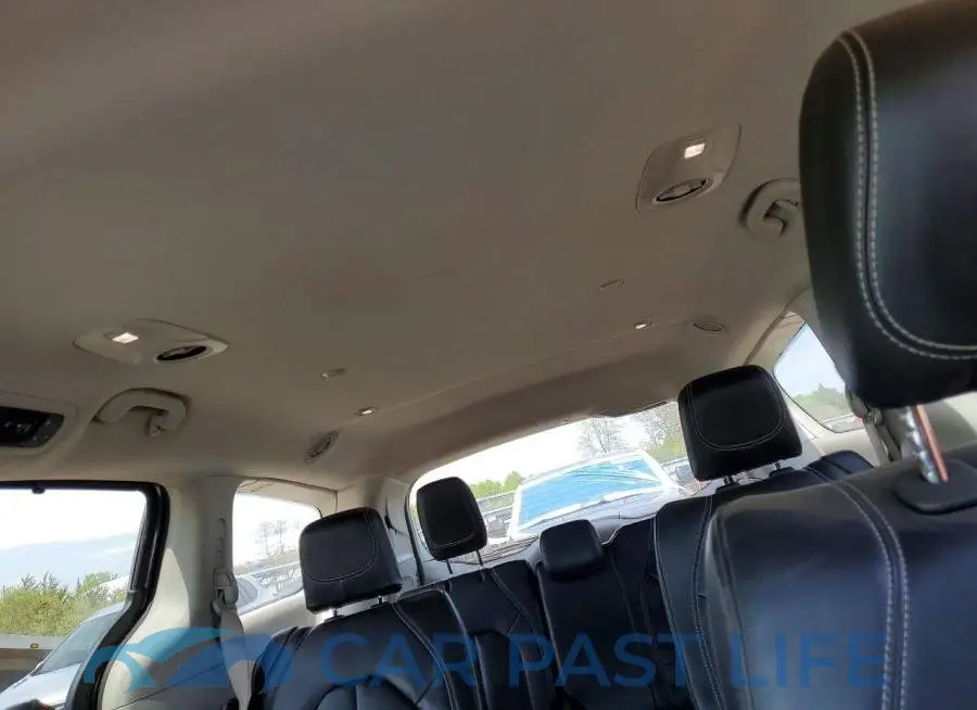 2C4RC1BG8PR600635# 10