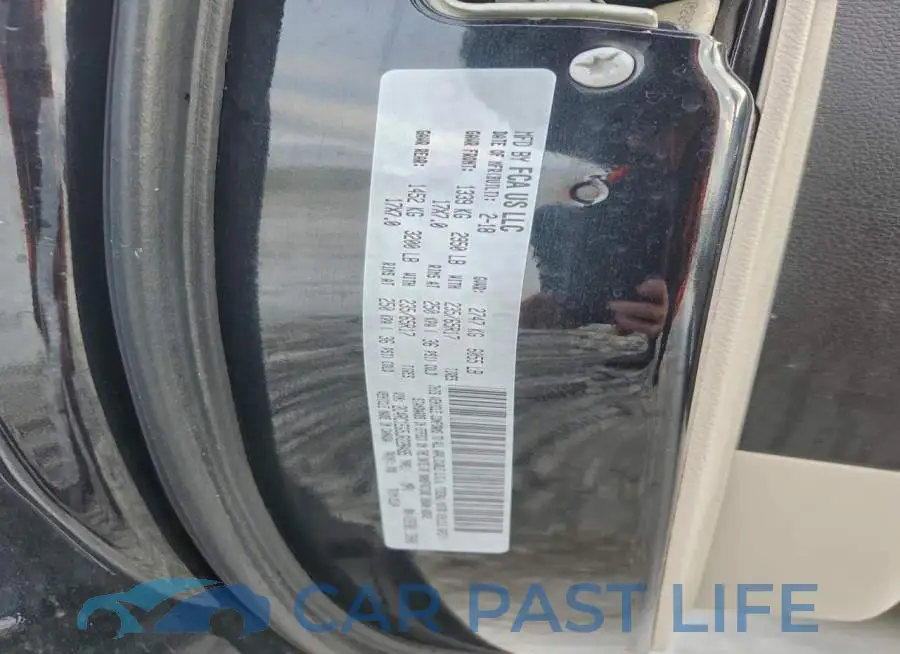 2C4RC1EG5JR228495# 13