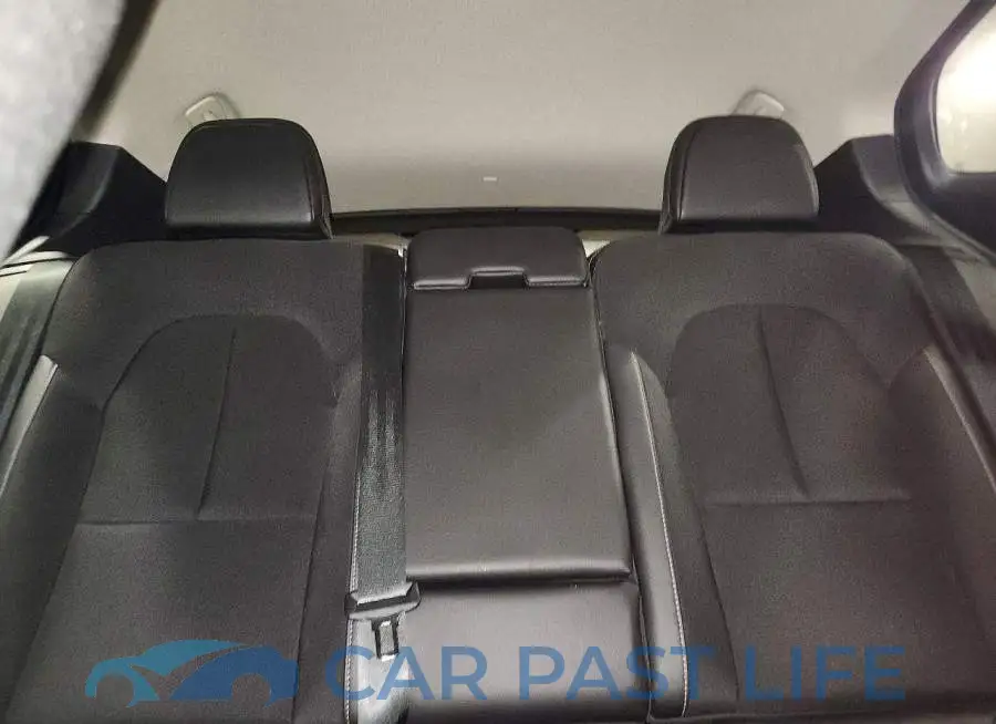 YV4162UK5L2323704# 10