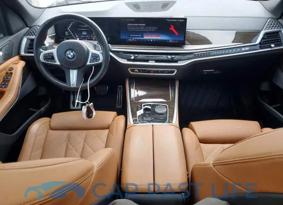 5UX23EU04R9S65082# 8