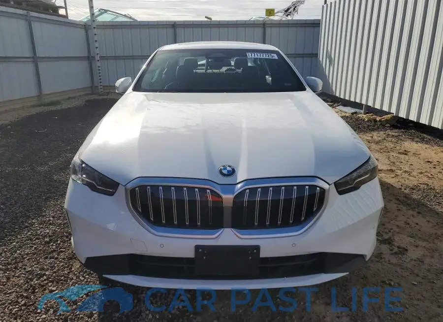 WBA43FJ06TCV63502# 5