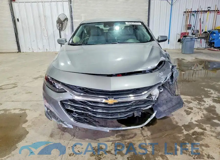 1G1ZD5ST4SF156017# 5