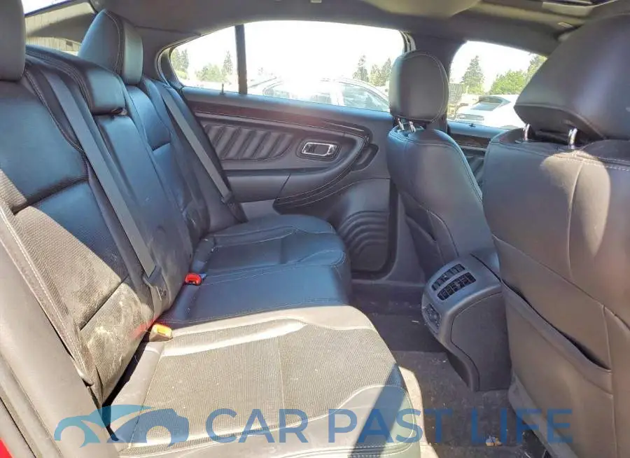 1FAHP2J8XKG110178# 10