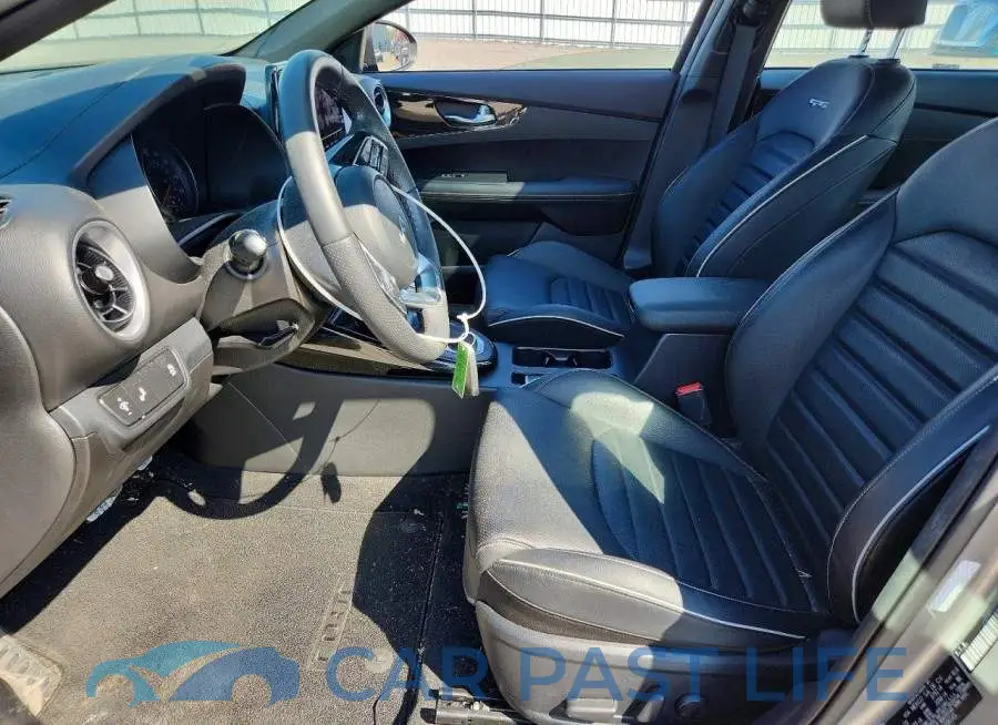 3KPF54AD7PE588145# 7