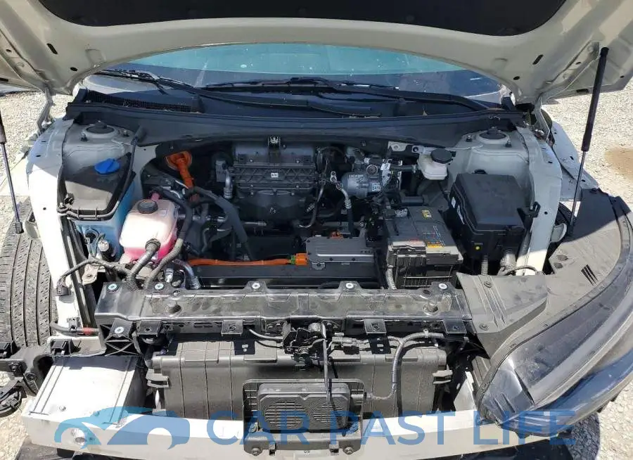 KNDC34LA3R5200872# 12