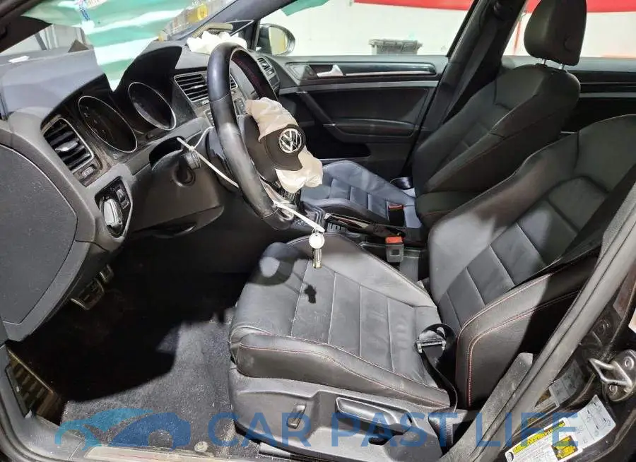3VW447AUXHM021640# 7