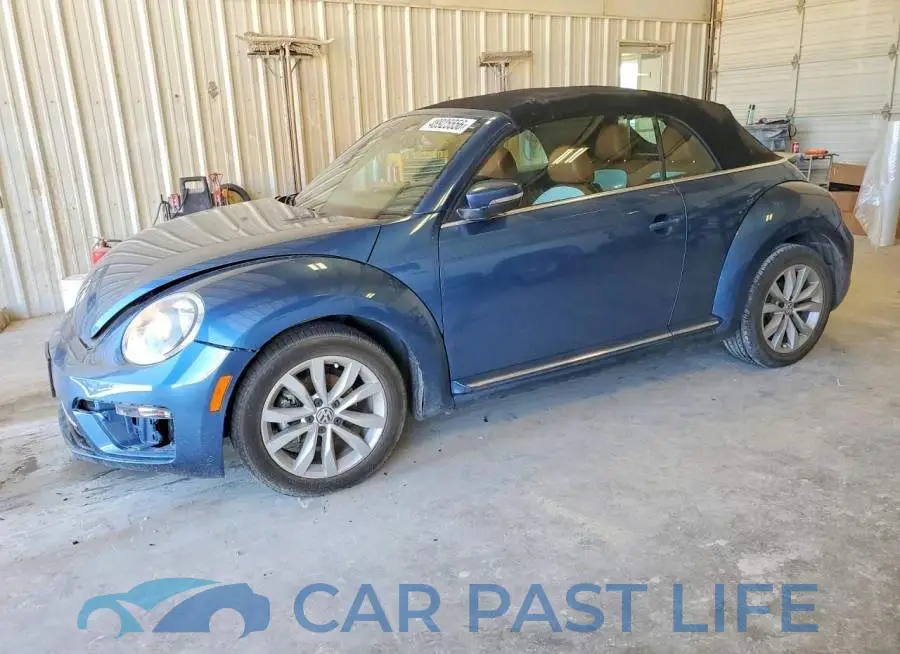 3VW517AT7HM813992# 1