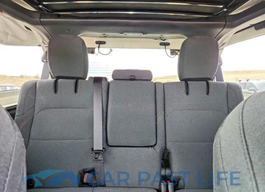 1C4RJXP67SW585330# 10