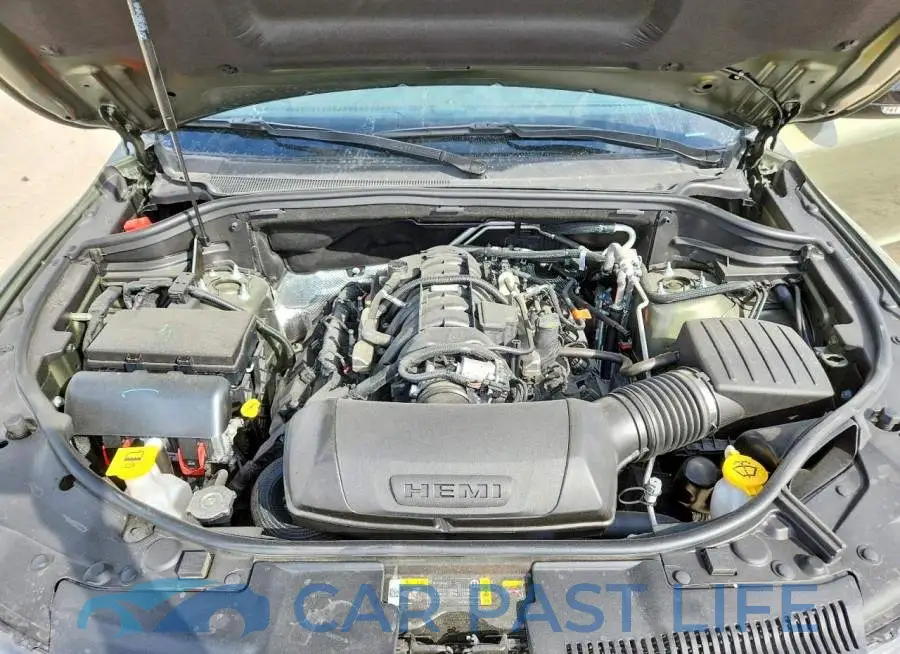1C4SDJCT9TC181966# 12