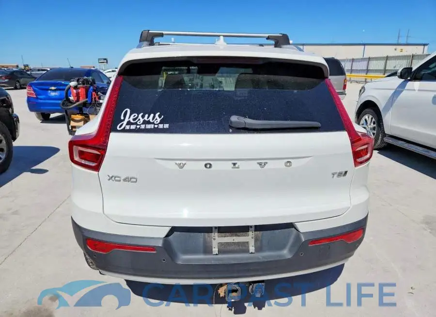 YV4162XZ8K2014946# 6