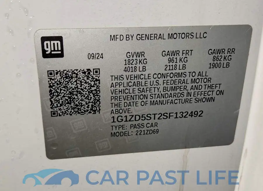 1G1ZD5ST2SF132492# 12