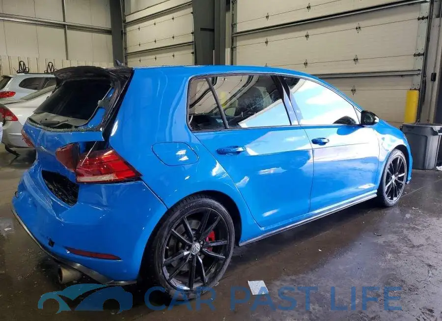 3VW5T7AU9KM008697# 3