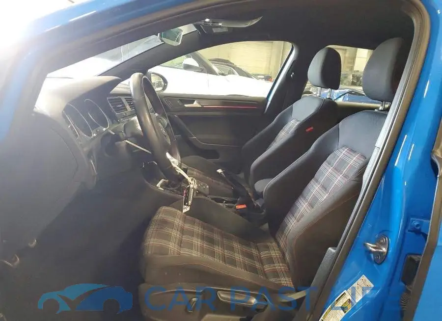 3VW5T7AU9KM008697# 7
