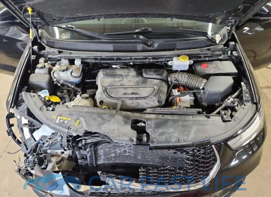 2C4RC1S74RR174526# 12