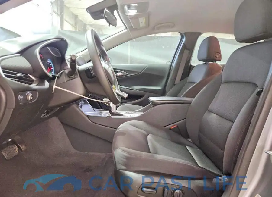 1G1ZD5ST3SF118326# 7