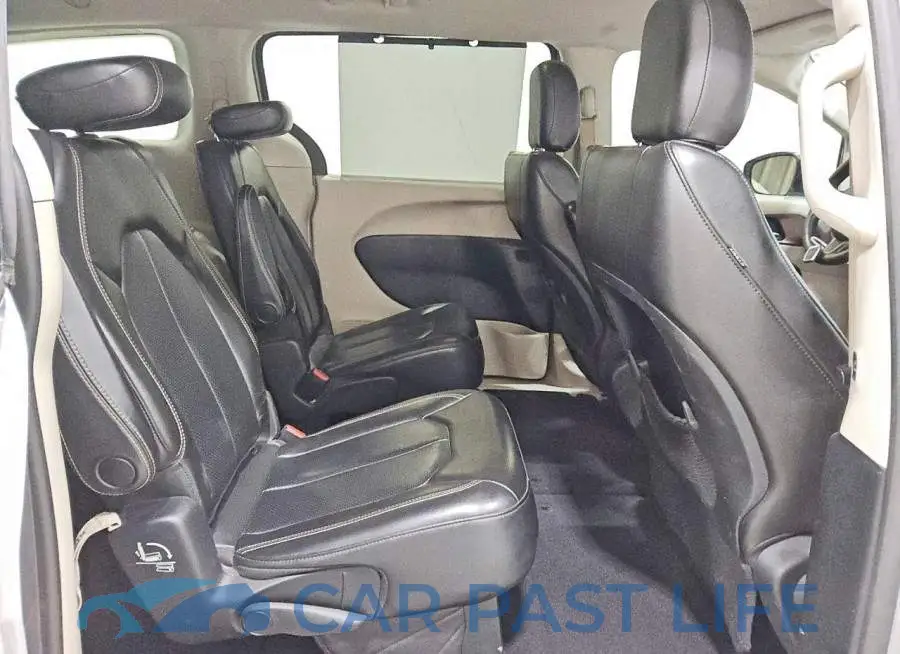 2C4RC1DG8LR260846# 11