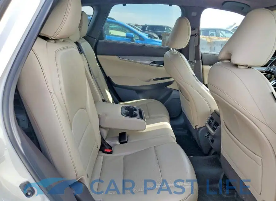 3PCAJ5M31KF122681# 10
