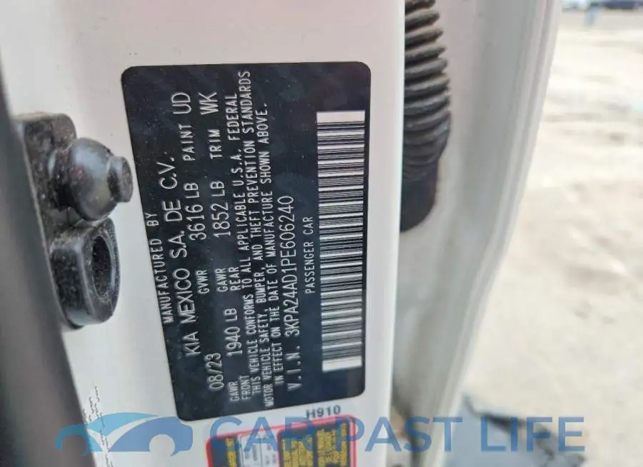 3KPA24AD1PE606240# 12