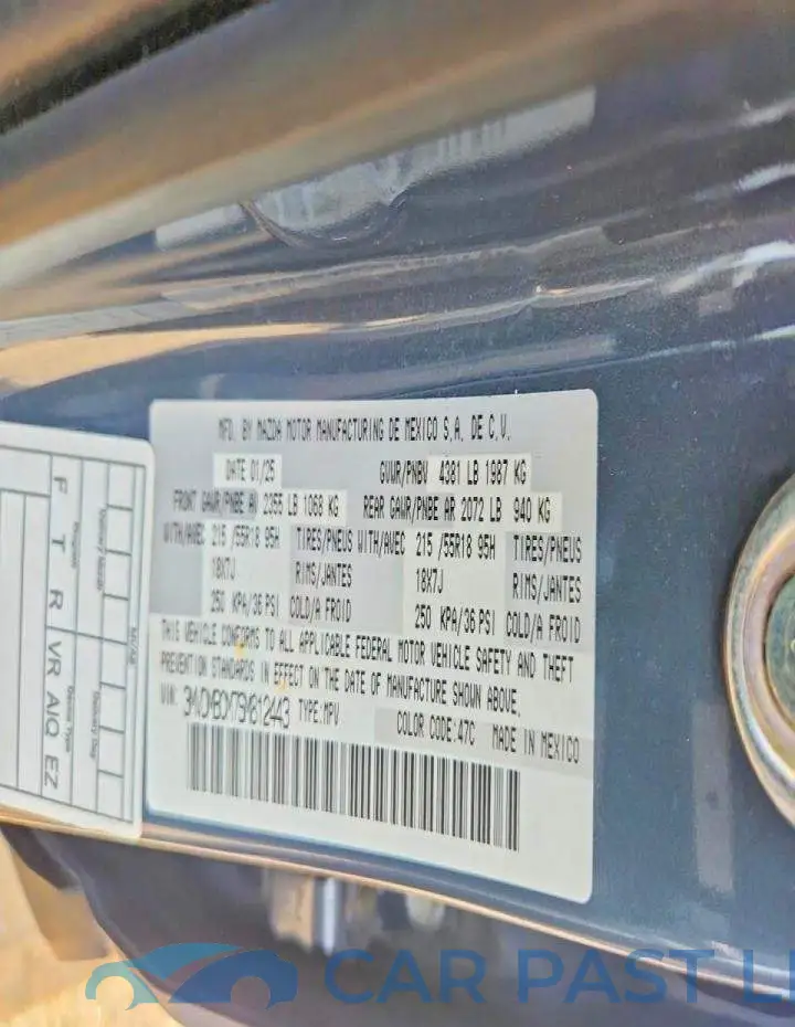 3MVDMBCM7SM812443# 13