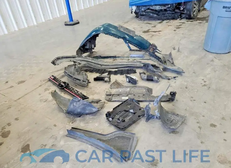 3VW5T7AU6KM022301# 12