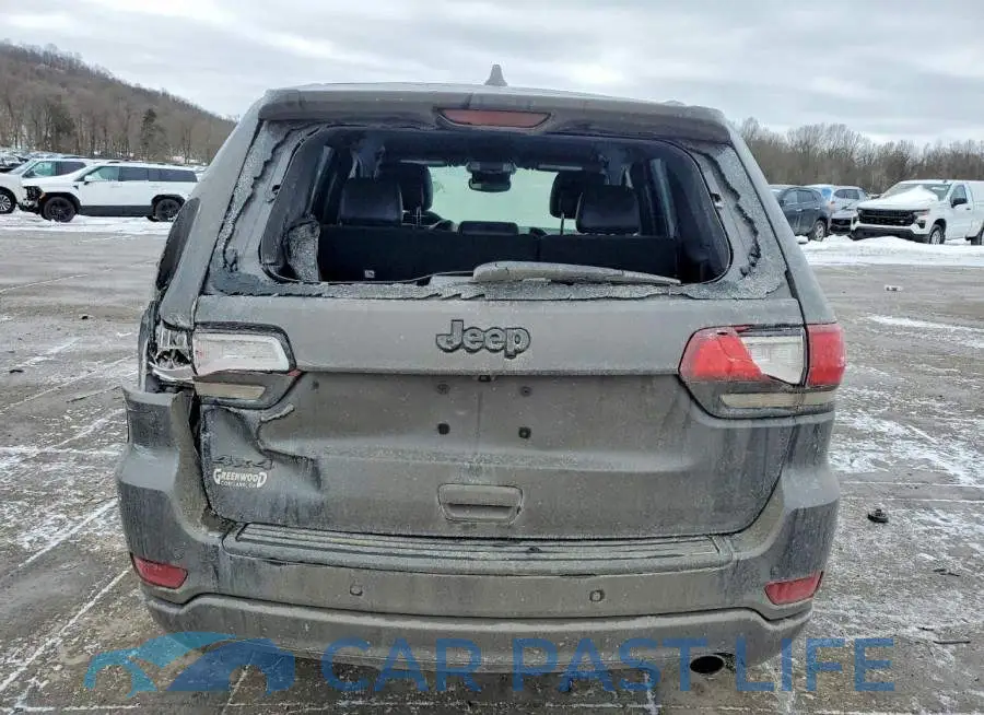 1C4RJFAG6JC423085# 6
