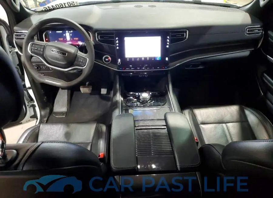 1C4SJSAP7RS118447# 8