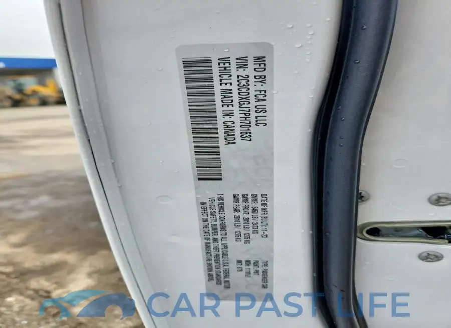 2C3CDXGJ7PH701637# 12
