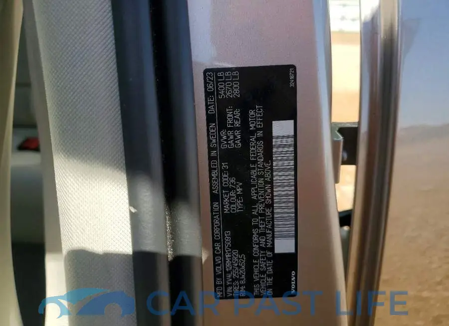 YV4L12RM1R1750913# 13