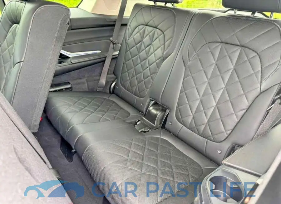 5UX23EM05P9R82524# 5