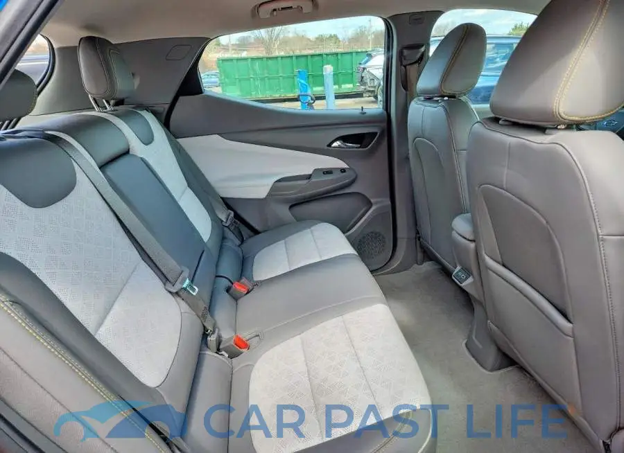 1G1FZ6S04P4175282# 11