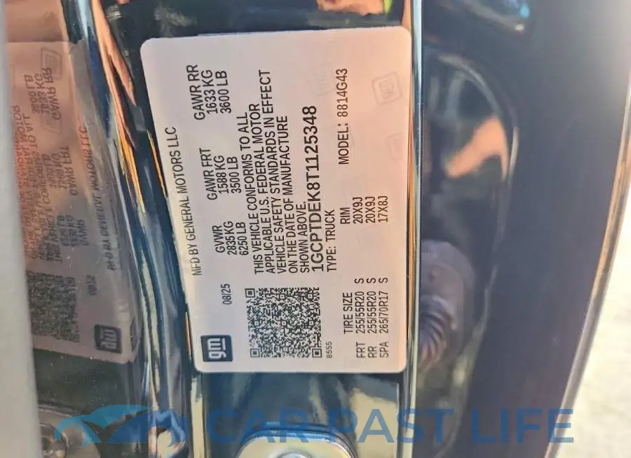 1GCPTDEK8T1125348# 12