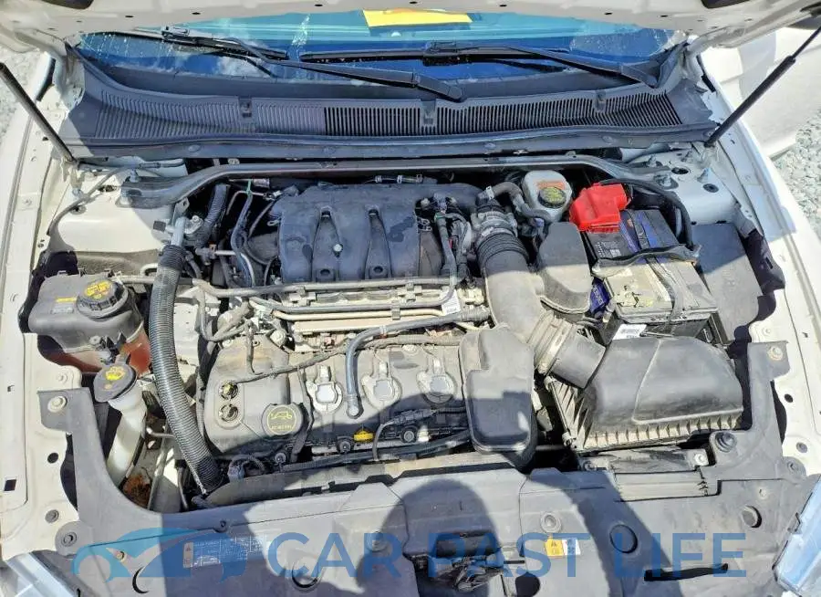 1FAHP2J89JG131747# 11