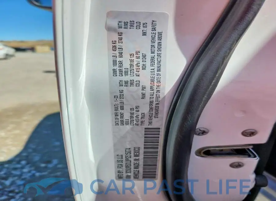 3C6UR5DL8PG515074# 12
