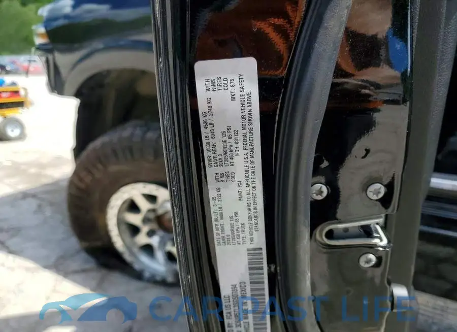 3C6UR5TL3SG507894# 12