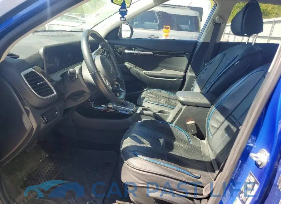 KNDEUCA77R7561999# 7
