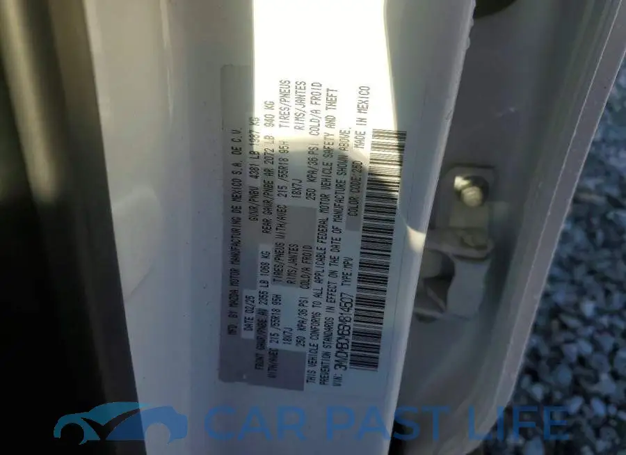 3MVDMBCM6SM814507# 13