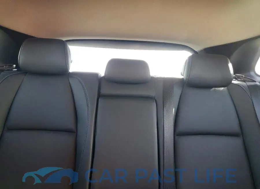3MVDMBCM8RM720008# 10