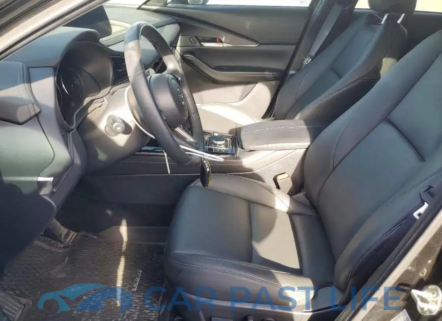 3MVDMBCM8RM720008# 7