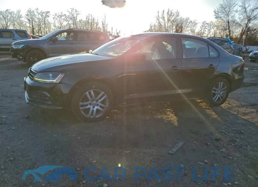 3VW2B7AJ4JM210700# 1